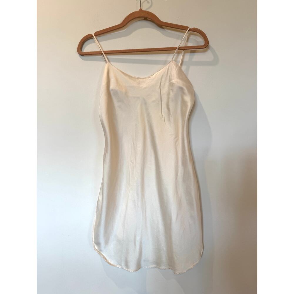 Vtg 90s Victorias Secret 100% silk satin slip ivory cream S wedding bride
